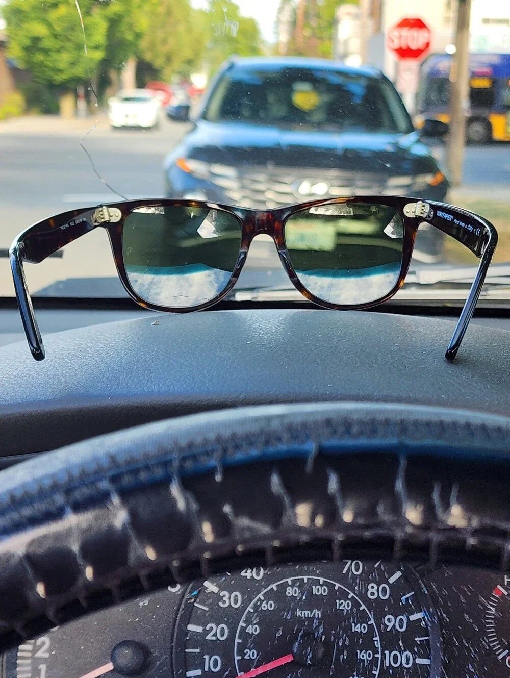 Ray-ban Wayfarer Reverse Sungladses- Excellent Conditon